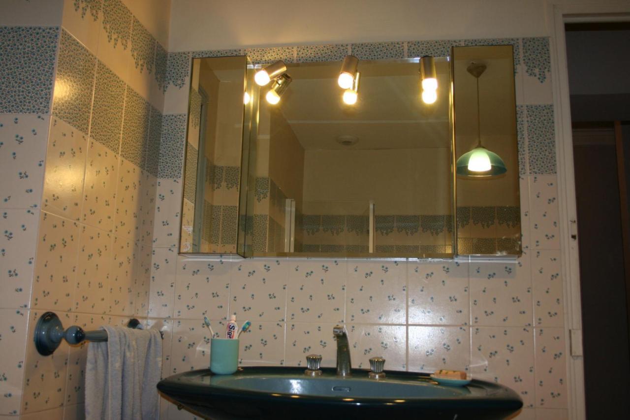 Le Mas Des Dames Appartement Avignone Esterno foto